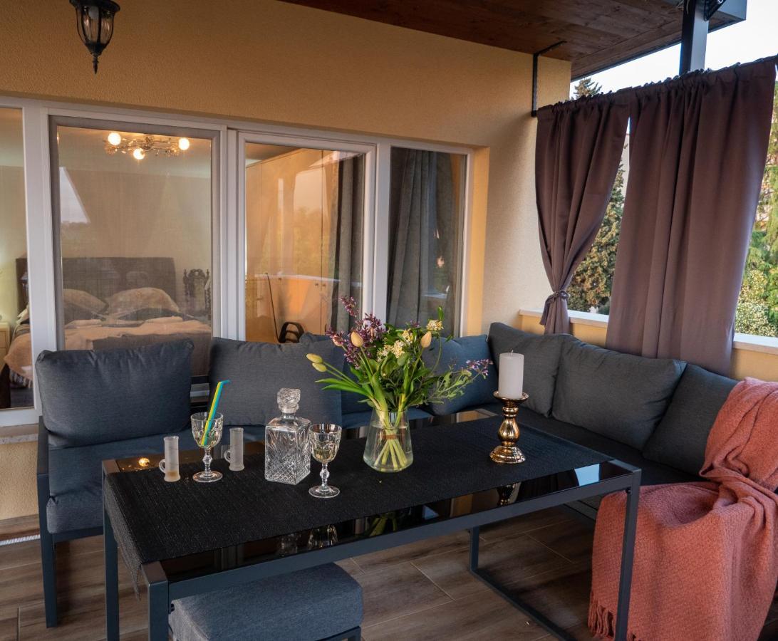 Art Apartment Sole Пула Экстерьер фото
